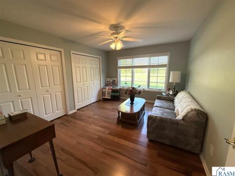 909 Cottonwood New Ulm MN 56073