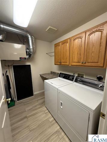 909 Cottonwood New Ulm MN 56073