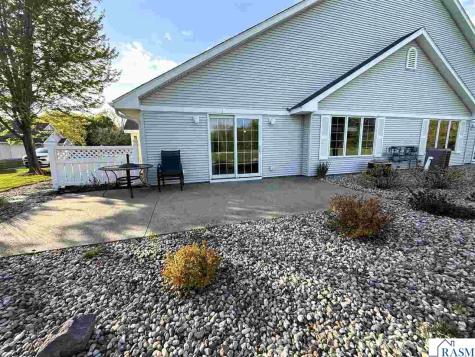909 Cottonwood New Ulm MN 56073
