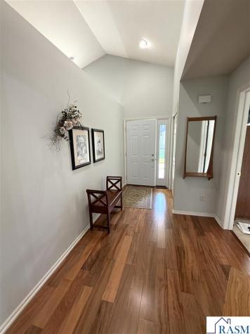 909 Cottonwood New Ulm MN 56073