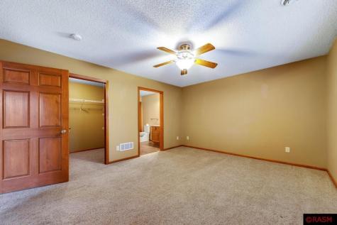 120 Nicklaus Path Mankato MN 56001