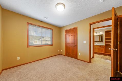 120 Nicklaus Path Mankato MN 56001