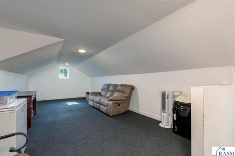 305 Dancing Waters Circle Mankato MN 56001