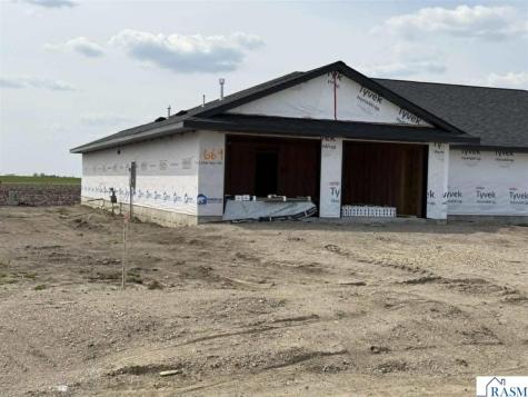 669 Waraju Avenue New Ulm MN 56073