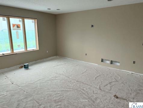 669 Waraju Avenue New Ulm MN 56073