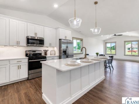 309 Pinehurst Drive Mankato MN 56001