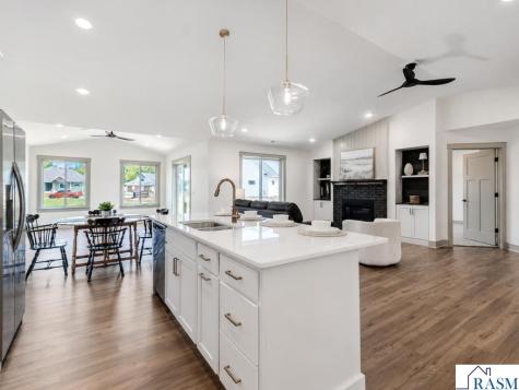 309 Pinehurst Drive Mankato MN 56001