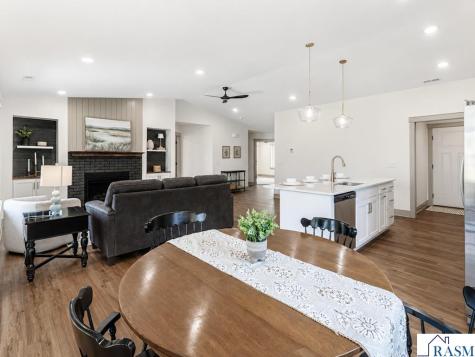 309 Pinehurst Drive Mankato MN 56001