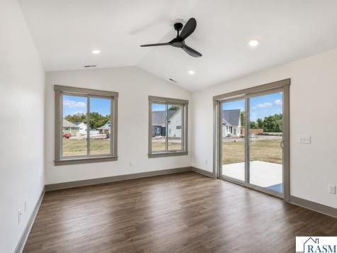 309 Pinehurst Drive Mankato MN 56001