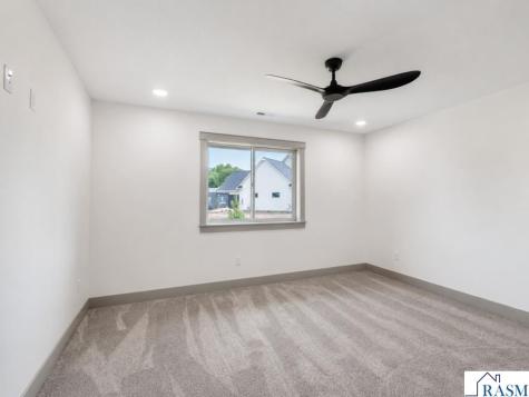 309 Pinehurst Drive Mankato MN 56001