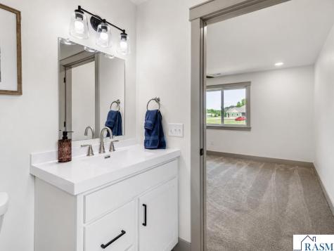 309 Pinehurst Drive Mankato MN 56001