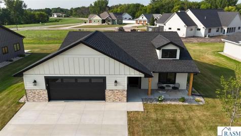 309 Pinehurst Drive Mankato MN 56001