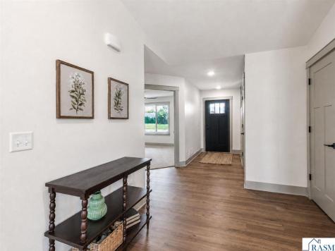 309 Pinehurst Drive Mankato MN 56001