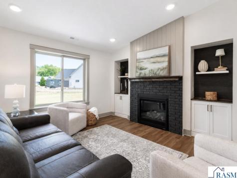 309 Pinehurst Drive Mankato MN 56001