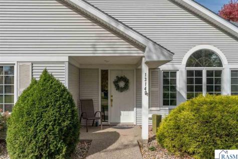 1314 Pine Pointe Curve St. Peter MN 56082