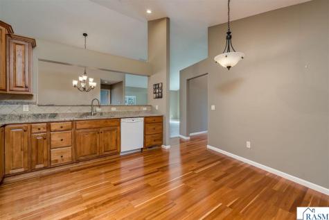 1314 Pine Pointe Curve St. Peter MN 56082
