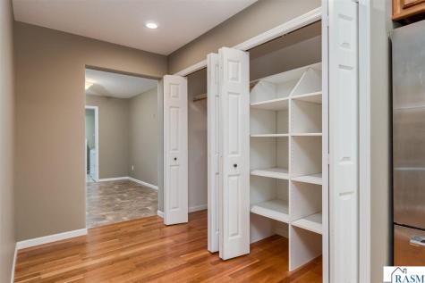 1314 Pine Pointe Curve St. Peter MN 56082