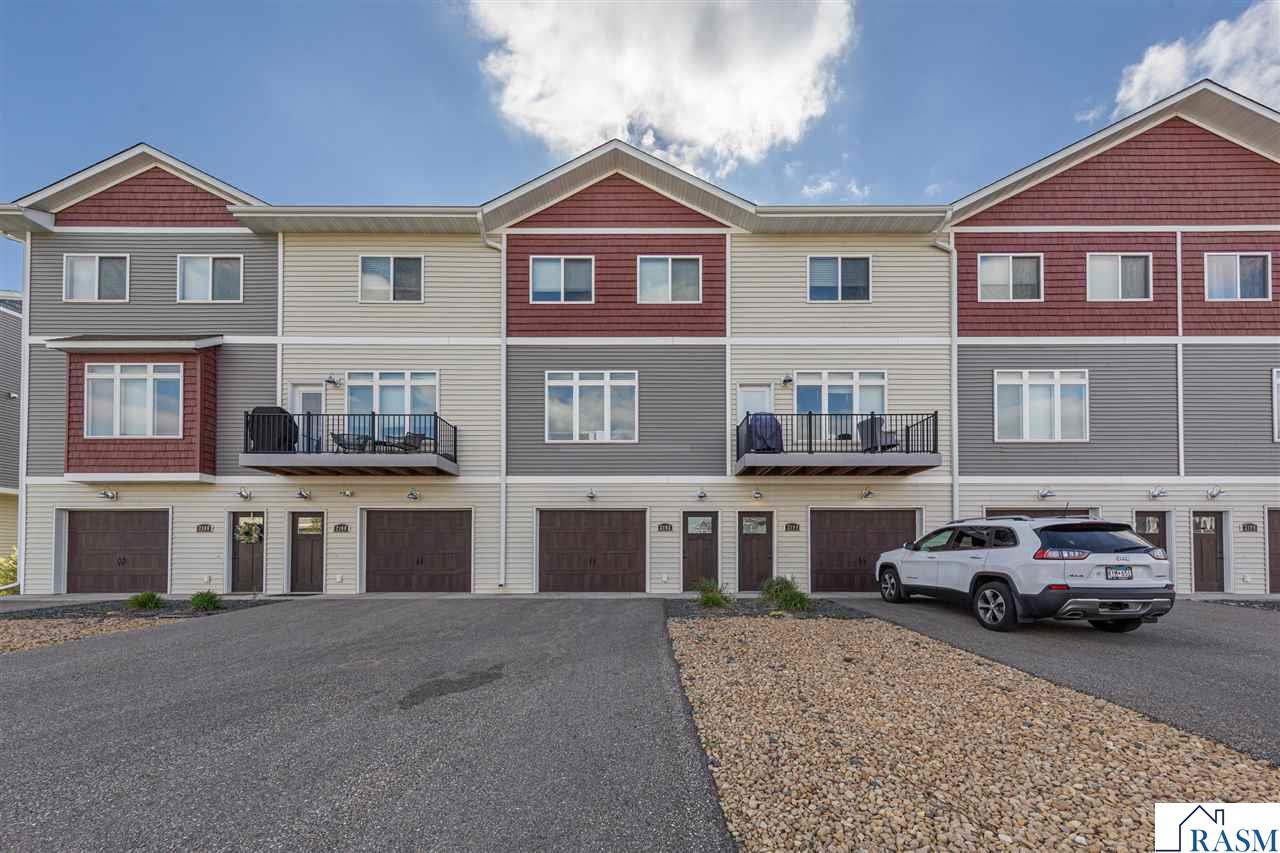 2192 Rolling Green Trail North Mankato MN 56003
