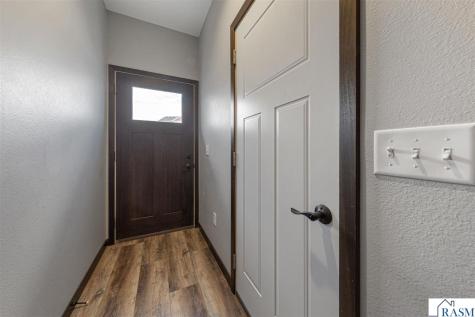 2192 Rolling Green Trail North Mankato MN 56003