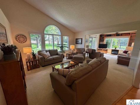 1203 Rockbend Parkway St. Peter MN 56082