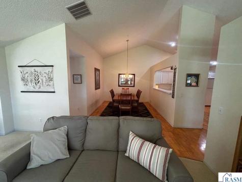 1203 Rockbend Parkway St. Peter MN 56082
