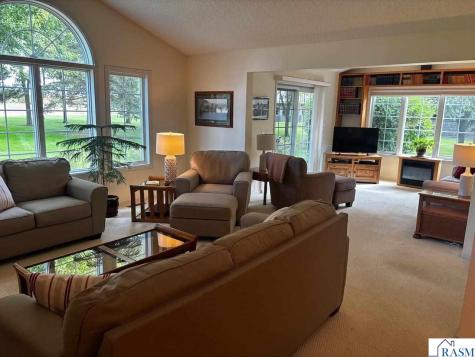 1203 Rockbend Parkway St. Peter MN 56082