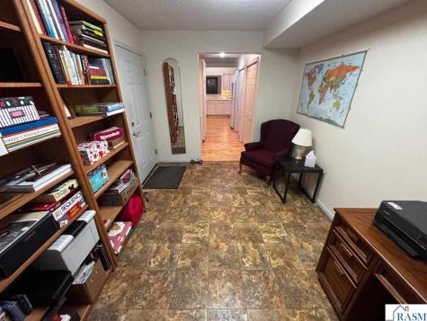 1203 Rockbend Parkway St. Peter MN 56082