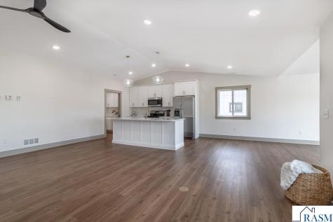 309 Pinehurst Drive Mankato MN 56001