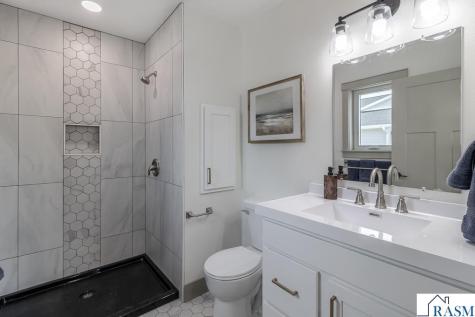309 Pinehurst Drive Mankato MN 56001