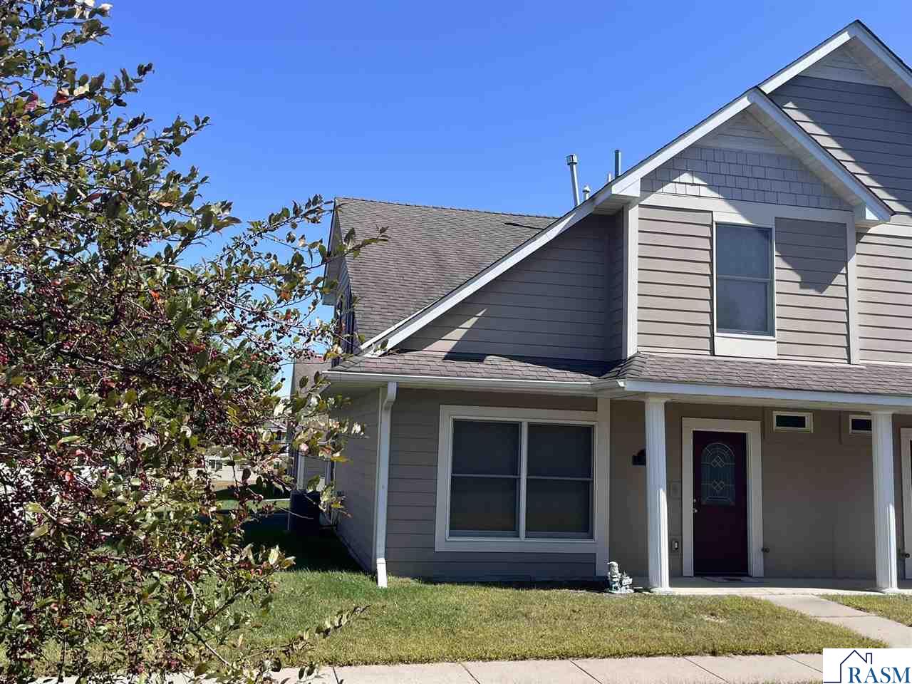 1824 Haralson Court St. Peter MN 56082
