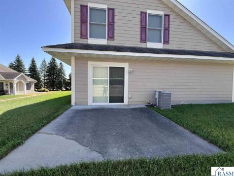 1824 Haralson Court St. Peter MN 56082