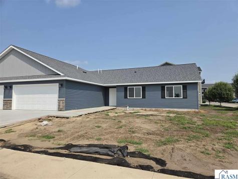 2025 Clark Street St. Peter MN 56082-1229