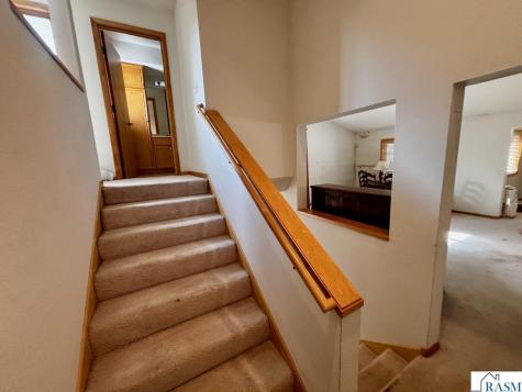 547 Stones Way St. Peter MN 56082