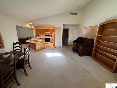 547 Stones Way St. Peter MN 56082