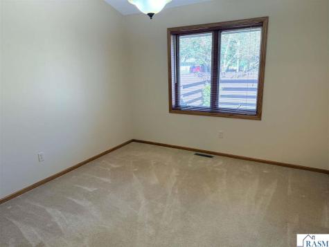 1512 S Franklin Street New Ulm MN 56073