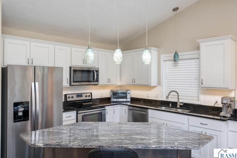 625 Tomahawk Court Madison Lake MN 56063