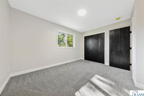 1639 Pleasant View Drive North Mankato MN 56003