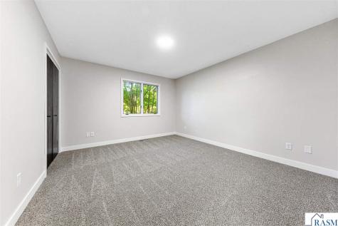 1639 Pleasant View Drive North Mankato MN 56003
