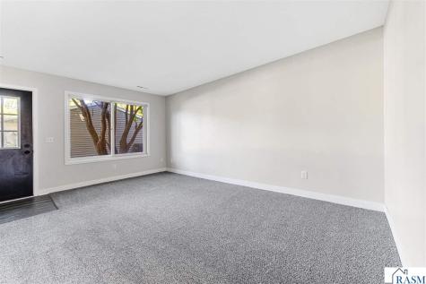 1639 Pleasant View Drive North Mankato MN 56003