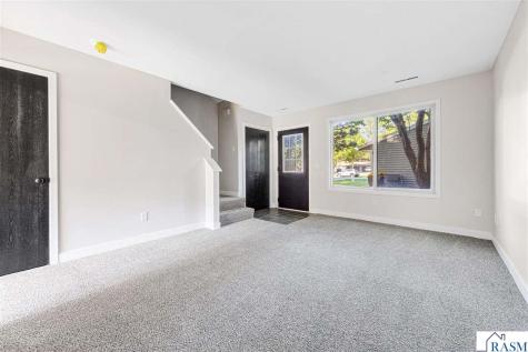1639 Pleasant View Drive North Mankato MN 56003