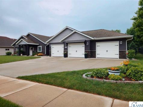 1919 Alison Avenue New Ulm MN 56073