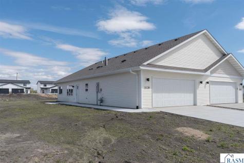 3120 Noble Drive Mankato MN 56001