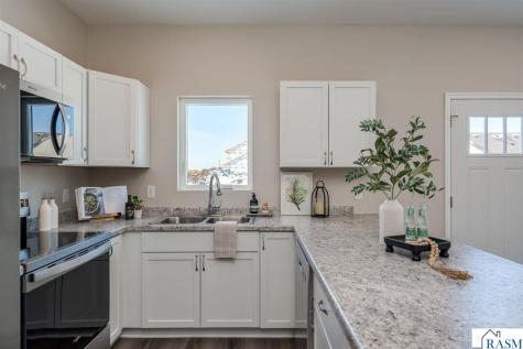 3120 Noble Drive Mankato MN 56001