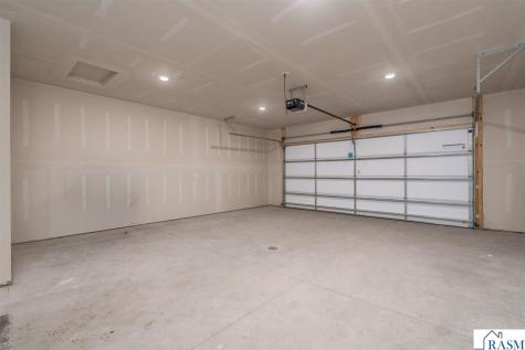 3120 Noble Drive Mankato MN 56001