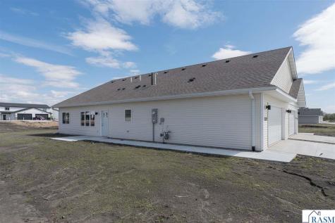 3120 Noble Drive Mankato MN 56001