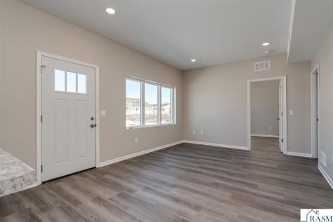 3120 Noble Drive Mankato MN 56001