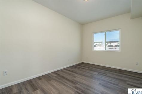 3122 Noble Drive Mankato MN 56001