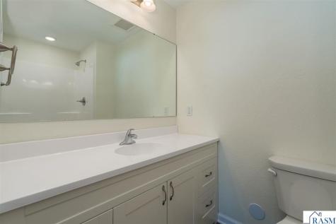 3122 Noble Drive Mankato MN 56001