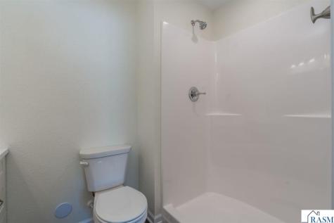 3122 Noble Drive Mankato MN 56001