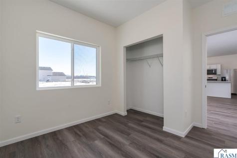 3122 Noble Drive Mankato MN 56001
